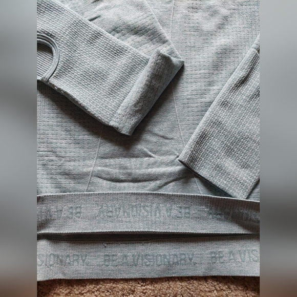 Gymshark Workout Top - Picture 7 of 11